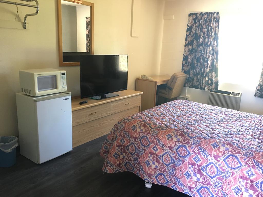 Budget Inn Motel Woodburn Extérieur photo