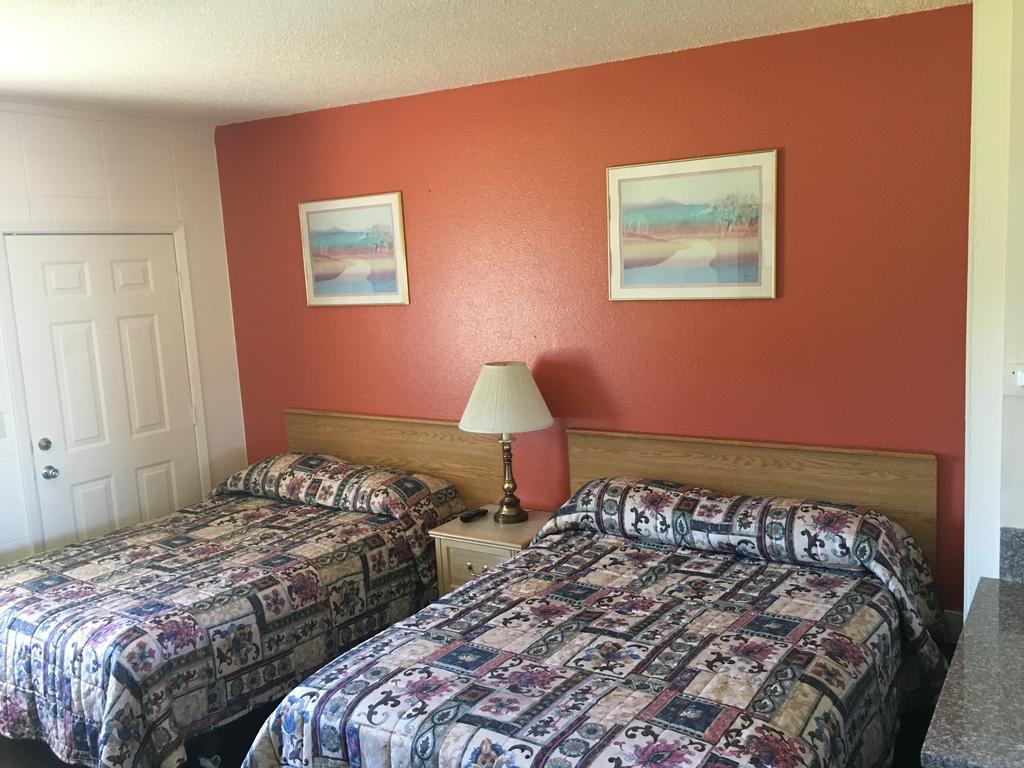 Budget Inn Motel Woodburn Extérieur photo