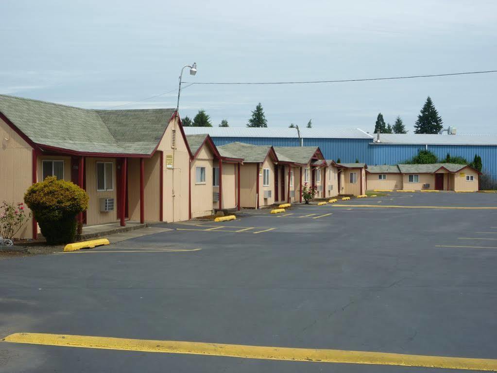 Budget Inn Motel Woodburn Extérieur photo
